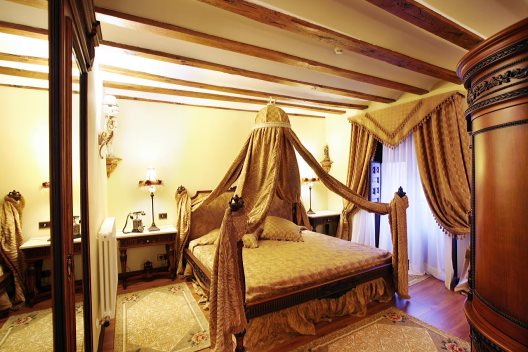 Hotel Real Casona De Las Amas