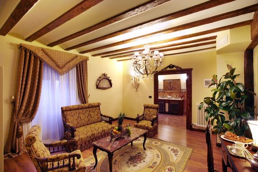 Hotel Real Casona De Las Amas