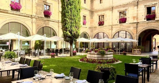 Hotel Real Colegiata San Isidoro