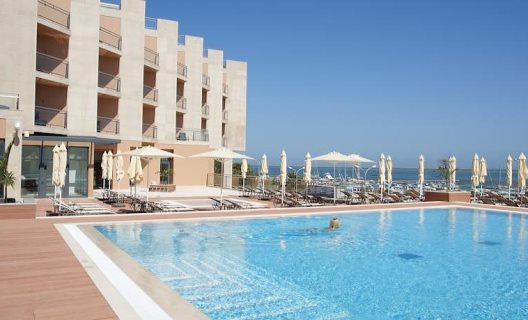 Hotel Real Marina & Spa