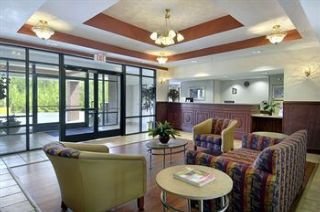 Hotel Red Roof Inn And Suites Savannah Airport