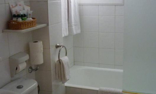 Hotel Regencia Colon