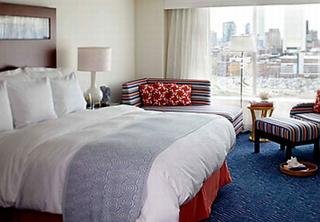 Hotel Renaissance Boston Waterfront
