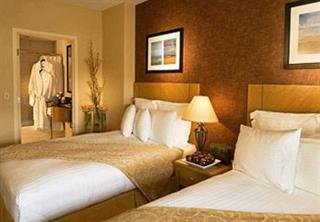 Hotel Renaissance Chicago O'hare Suites