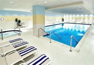 Hotel Renaissance Chicago O'hare Suites