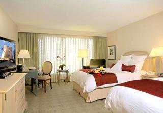 Hotel Renaissance Concourse