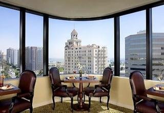 Hotel Renaissance Long Beach