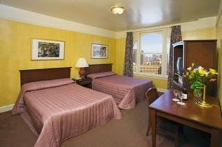 Hotel Renoir
