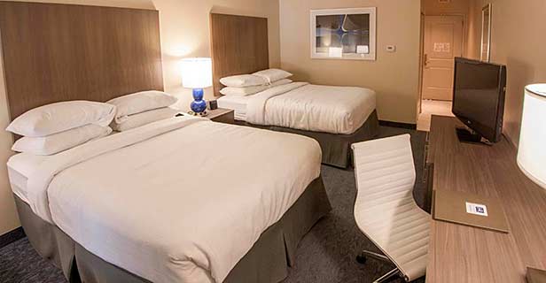 Hotel Renovo Des Moines Urbandale Tapestry Collection