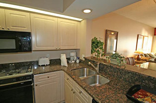 Hotel Resortquest At Tops'l Beach Resort-beach Manor