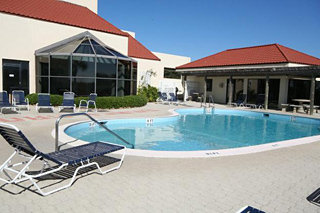 Hotel Resortquest At Tops'l Beach Resort-beach Manor
