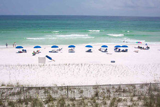 Hotel Resortquest Rentals At Crystal Sands East & West