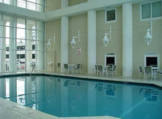 Hotel Resortquest Rentals At Majestic Sun Condominiums