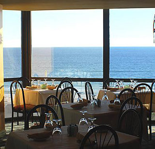 Hotel Resortquest Rentals At Surfside Resort