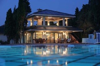 Hotel Respect Hall Resort