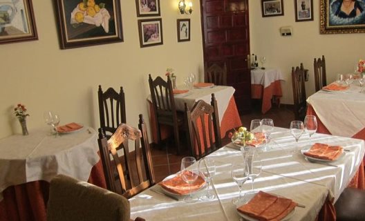 Hotel Restaurante El Lago