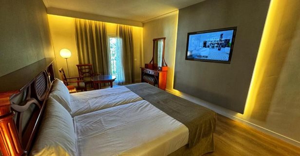 Hotel Reverón Plaza