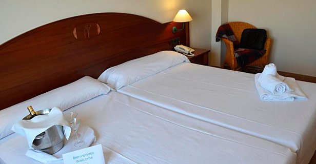 Hotel Reyes Ziríes