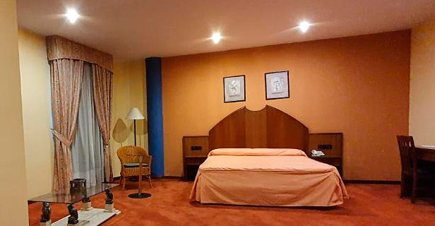 Hotel Reyes Ziríes
