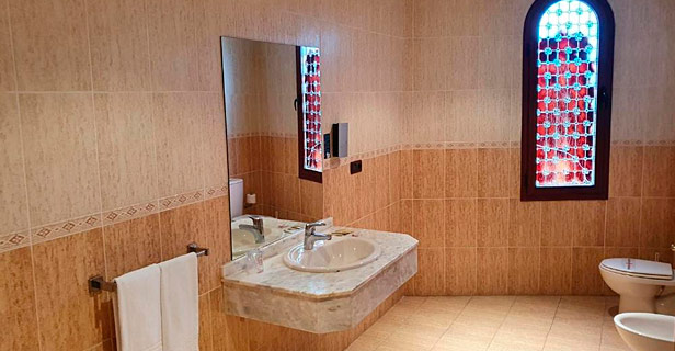 Hotel Reyes Ziríes