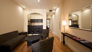 Hotel Rhome Terminal Suite & Apartment