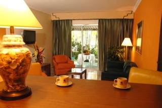 Hotel Riande Airport & Resort