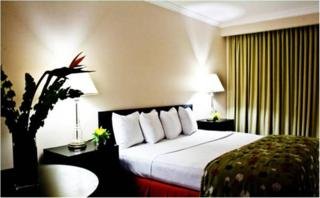 Hotel Riande Airport & Resort