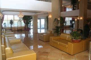 Hotel Rin Airport
