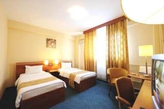 Hotel Rin Express