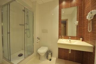 Hotel Rin Grand