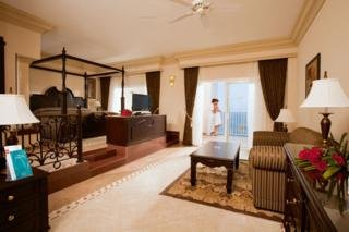 Hotel Riu Emerald Bay All Inclusive