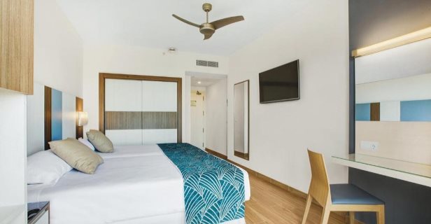 Hotel Riu Festival