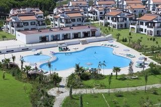Hotel River Garden Residence