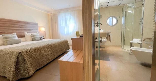 Hotel Riviera Beach