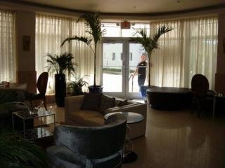 Hotel Riviera Suites South Beach