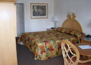 Hotel Roadway Inn Fresno