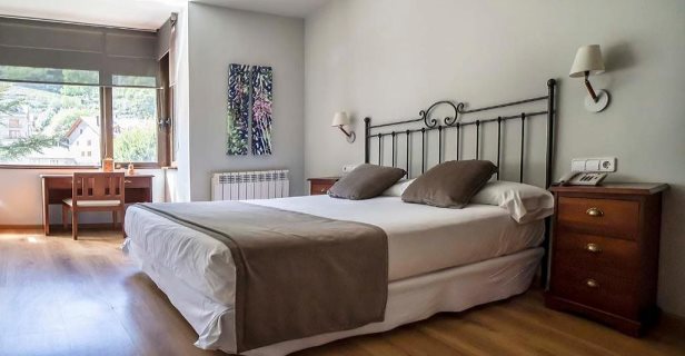 Hotel Roca Blanca