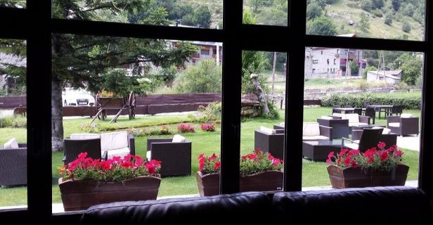 Hotel Roca Blanca