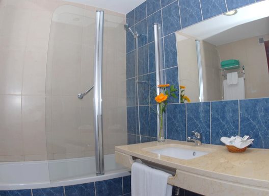 Hotel Roca Mar Sports And Country Club