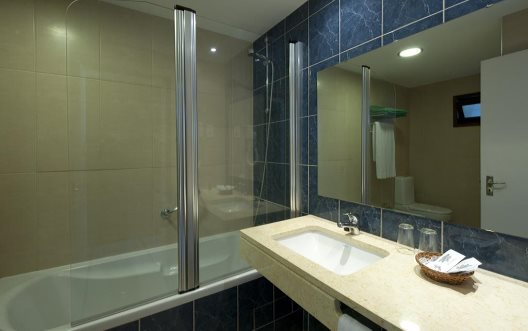 Hotel Roca Mar Sports And Country Club