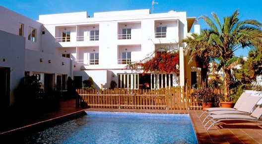 Hotel Roca Plana