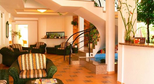 Hotel Roca Plana