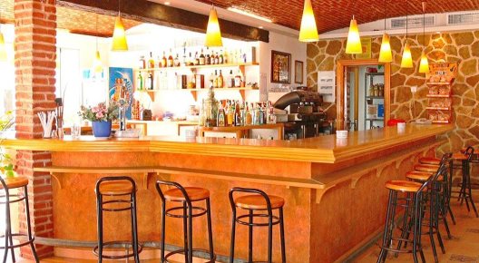 Hotel Roca Plana