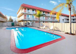 Hotel Rodeway Inn