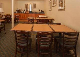Hotel Rodeway Inn