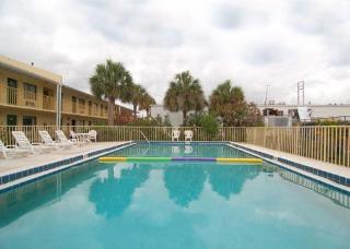 Hotel Rodeway Inn