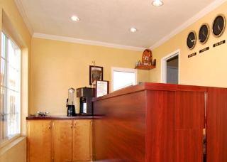 Hotel Rodeway Inn