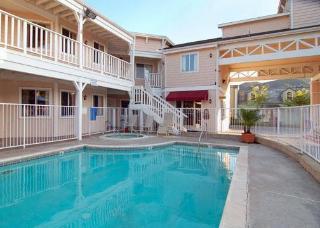 Hotel Rodeway Inn