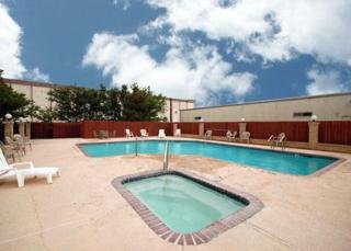 Hotel Rodeway Inn & Suites