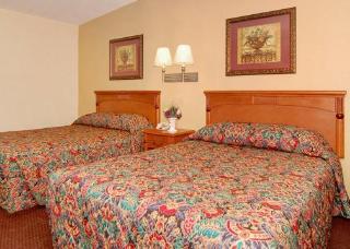 Hotel Rodeway Inn & Suites